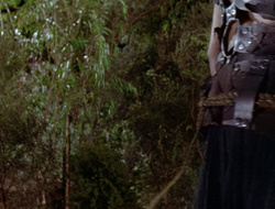 extant_XenaWarriorPrincess_2x15-ADayintheLife_03428