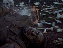 extant_XenaWarriorPrincess_2x15-ADayintheLife_03579
