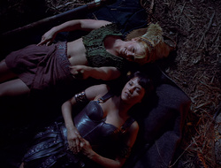 extant_XenaWarriorPrincess_2x15-ADayintheLife_03633