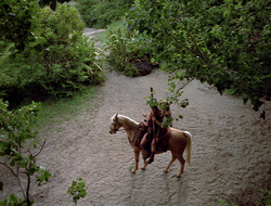 extant_XenaWarriorPrincess_2x16-ForHimtheBellTolls_00028