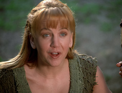 extant_XenaWarriorPrincess_2x16-ForHimtheBellTolls_00047