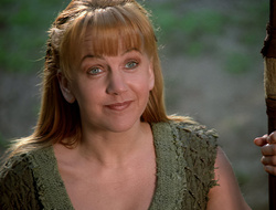 extant_XenaWarriorPrincess_2x16-ForHimtheBellTolls_00069