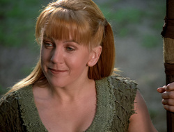 extant_XenaWarriorPrincess_2x16-ForHimtheBellTolls_00070