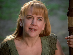 extant_XenaWarriorPrincess_2x16-ForHimtheBellTolls_00072
