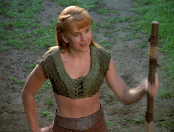 extant_XenaWarriorPrincess_2x16-ForHimtheBellTolls_00089