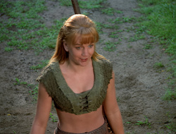 extant_XenaWarriorPrincess_2x16-ForHimtheBellTolls_00091