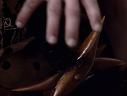 extant_XenaWarriorPrincess_2x16-ForHimtheBellTolls_00095