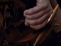 extant_XenaWarriorPrincess_2x16-ForHimtheBellTolls_00097