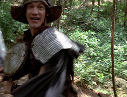 extant_XenaWarriorPrincess_2x16-ForHimtheBellTolls_00114