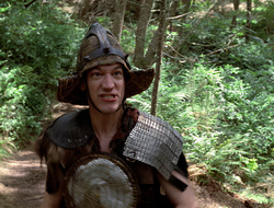 extant_XenaWarriorPrincess_2x16-ForHimtheBellTolls_00116