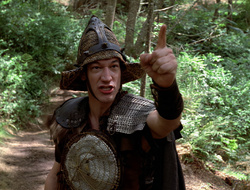 extant_XenaWarriorPrincess_2x16-ForHimtheBellTolls_00118