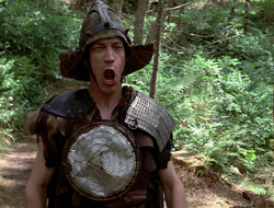 extant_XenaWarriorPrincess_2x16-ForHimtheBellTolls_00127