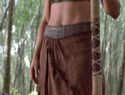 extant_XenaWarriorPrincess_2x16-ForHimtheBellTolls_00143