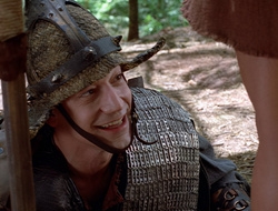 extant_XenaWarriorPrincess_2x16-ForHimtheBellTolls_00148