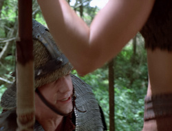 extant_XenaWarriorPrincess_2x16-ForHimtheBellTolls_00166