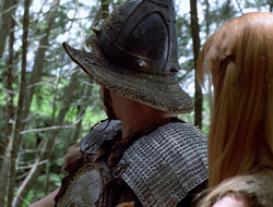 extant_XenaWarriorPrincess_2x16-ForHimtheBellTolls_00179