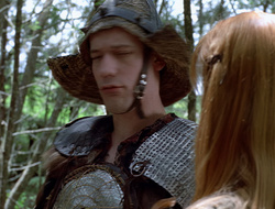 extant_XenaWarriorPrincess_2x16-ForHimtheBellTolls_00180