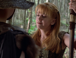 extant_XenaWarriorPrincess_2x16-ForHimtheBellTolls_00188