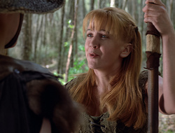 extant_XenaWarriorPrincess_2x16-ForHimtheBellTolls_00192