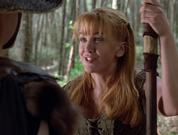 extant_XenaWarriorPrincess_2x16-ForHimtheBellTolls_00193