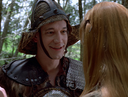 extant_XenaWarriorPrincess_2x16-ForHimtheBellTolls_00199