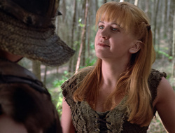 extant_XenaWarriorPrincess_2x16-ForHimtheBellTolls_00204