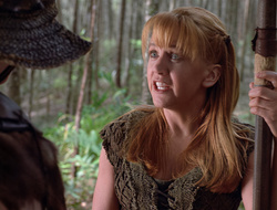extant_XenaWarriorPrincess_2x16-ForHimtheBellTolls_00212