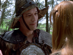 extant_XenaWarriorPrincess_2x16-ForHimtheBellTolls_00218
