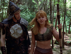 extant_XenaWarriorPrincess_2x16-ForHimtheBellTolls_00249