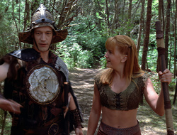 extant_XenaWarriorPrincess_2x16-ForHimtheBellTolls_00261