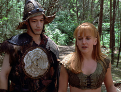 extant_XenaWarriorPrincess_2x16-ForHimtheBellTolls_00265