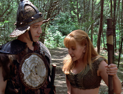 extant_XenaWarriorPrincess_2x16-ForHimtheBellTolls_00267