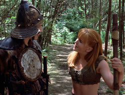 extant_XenaWarriorPrincess_2x16-ForHimtheBellTolls_00278