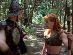 extant_XenaWarriorPrincess_2x16-ForHimtheBellTolls_00286
