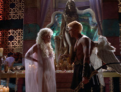 extant_XenaWarriorPrincess_2x16-ForHimtheBellTolls_00323