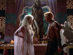 extant_XenaWarriorPrincess_2x16-ForHimtheBellTolls_00330