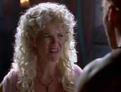 extant_XenaWarriorPrincess_2x16-ForHimtheBellTolls_00348