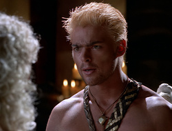 extant_XenaWarriorPrincess_2x16-ForHimtheBellTolls_00363