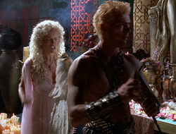 extant_XenaWarriorPrincess_2x16-ForHimtheBellTolls_00376