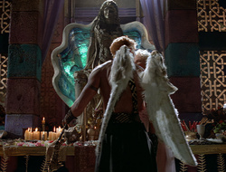 extant_XenaWarriorPrincess_2x16-ForHimtheBellTolls_00392