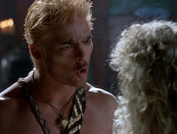extant_XenaWarriorPrincess_2x16-ForHimtheBellTolls_00397