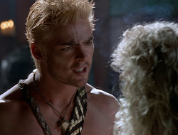 extant_XenaWarriorPrincess_2x16-ForHimtheBellTolls_00398