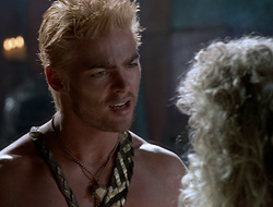 extant_XenaWarriorPrincess_2x16-ForHimtheBellTolls_00401