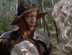 extant_XenaWarriorPrincess_2x16-ForHimtheBellTolls_00501