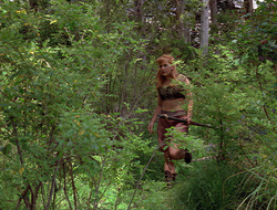 extant_XenaWarriorPrincess_2x16-ForHimtheBellTolls_00539