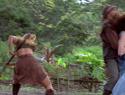 extant_XenaWarriorPrincess_2x16-ForHimtheBellTolls_00558