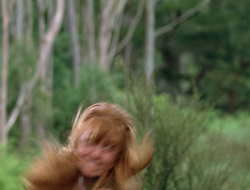 extant_XenaWarriorPrincess_2x16-ForHimtheBellTolls_00560