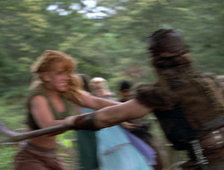 extant_XenaWarriorPrincess_2x16-ForHimtheBellTolls_00581