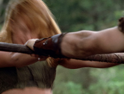 extant_XenaWarriorPrincess_2x16-ForHimtheBellTolls_00582