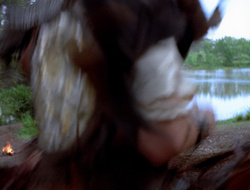 extant_XenaWarriorPrincess_2x16-ForHimtheBellTolls_00607